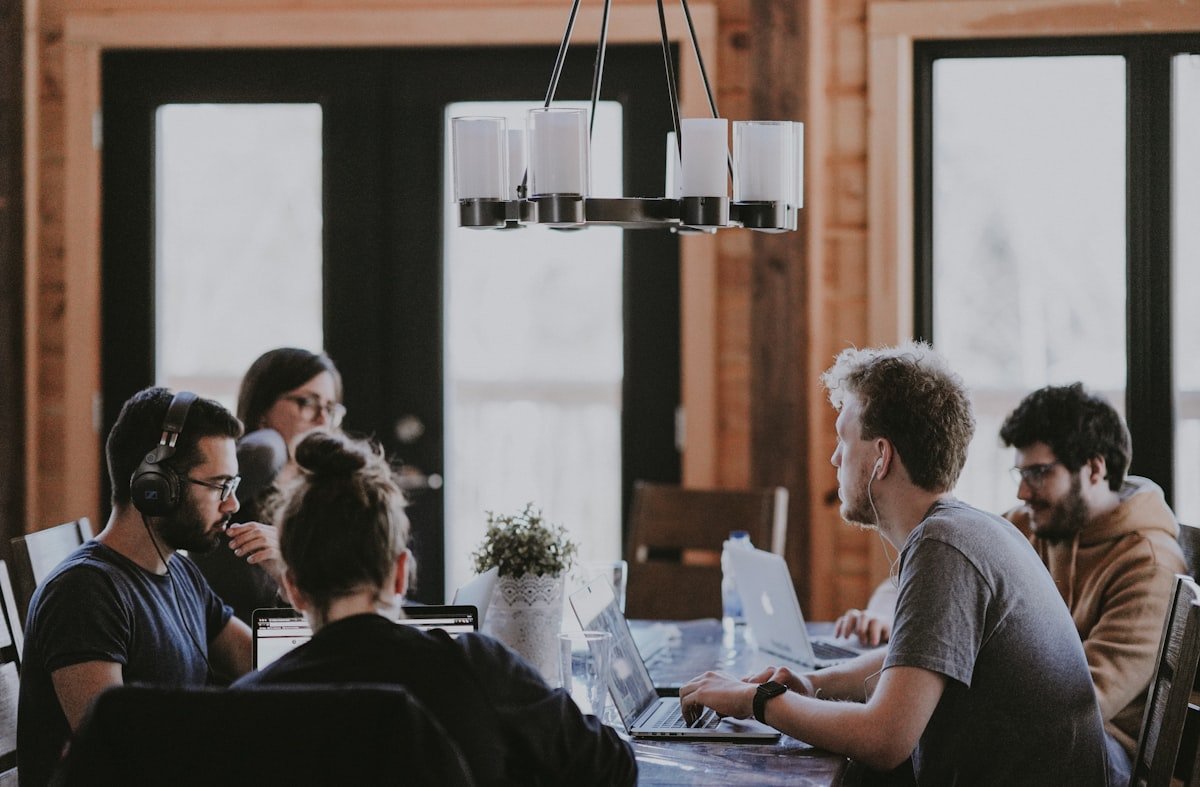 How Much Does It Really Cost to Build a Mobile App in the USA? (Startup Guide 2026)